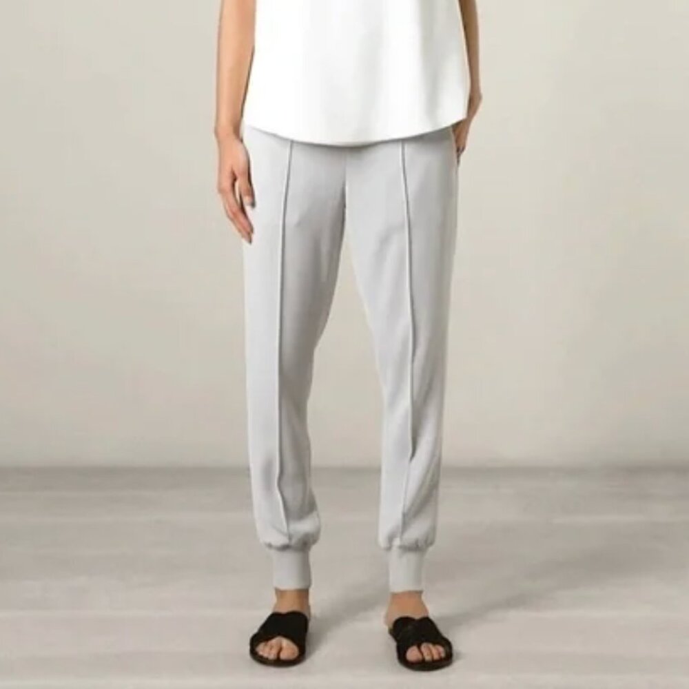Vince Cady Crepe Pintuck Pleated Jogger Pull On Pants in Light Gray Medium